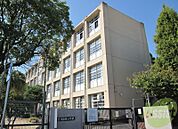 尼崎市立武庫南小学校 1075m