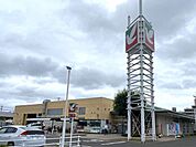 ヨークベニマル 柳生店9時30分～21時30分まで営業しております。ATMやリサイクルステーションが併設されております。 280m