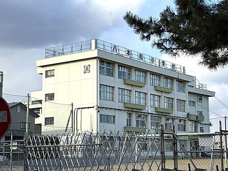八本松小学校 750m