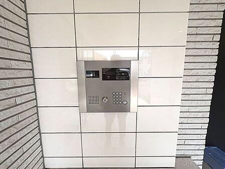 オートロック設備で安心のセキュリティ!