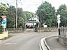 周辺：吉村八幡神社宮崎市吉村町に鎮座し文明8年に宇佐神宮より御分霊をお迎えし設立した神社。 900m