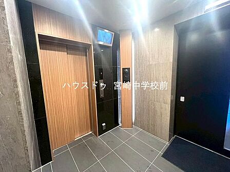 エレベータ
