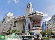 ヨドバシカメラ横浜店 徒歩10分。 750m