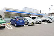 ローソン 港北下田町五丁目店 420m