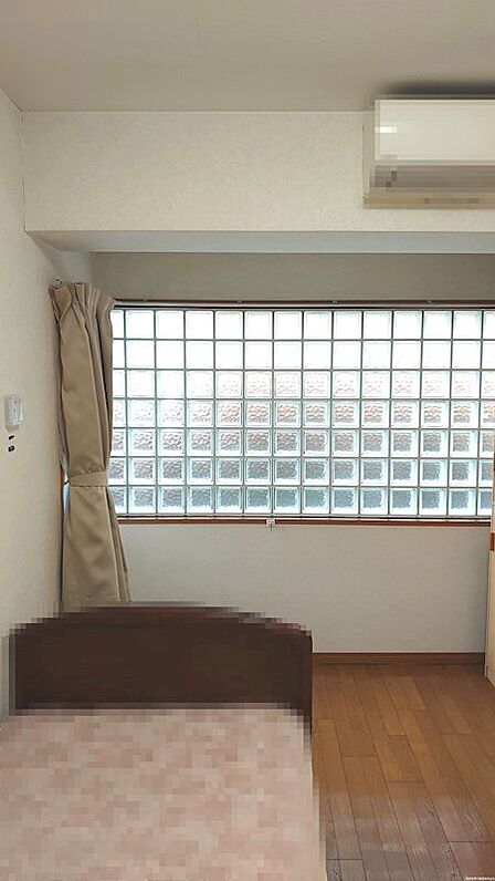 洋室7.2帖