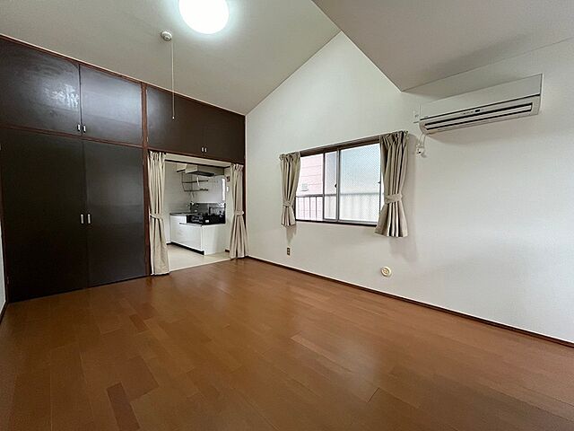 寝室