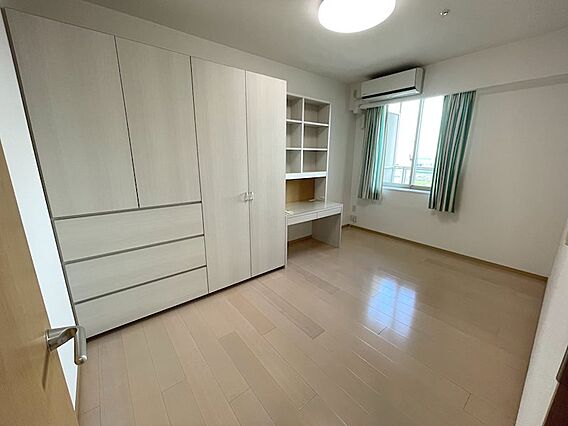 洋室約6.3帖...