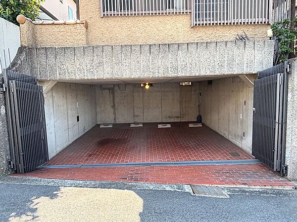 駐車場を拡大表示