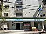 周辺：ファミリーマート 神戸花隈店（711m）