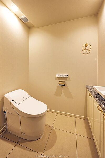 トイレを拡大表示