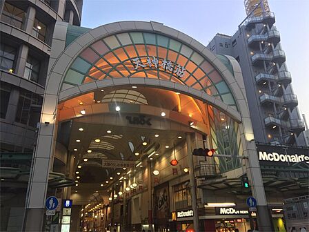 天神橋筋商店街（190m）