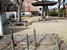 周辺：あざみ公園（288m）