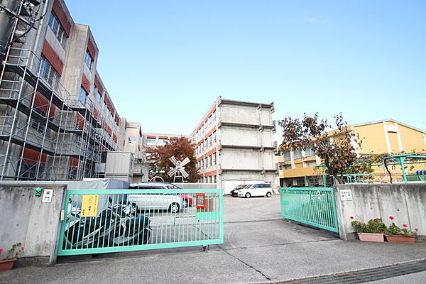 画像13:名古屋市立極楽小学校
