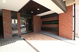 6 / 11