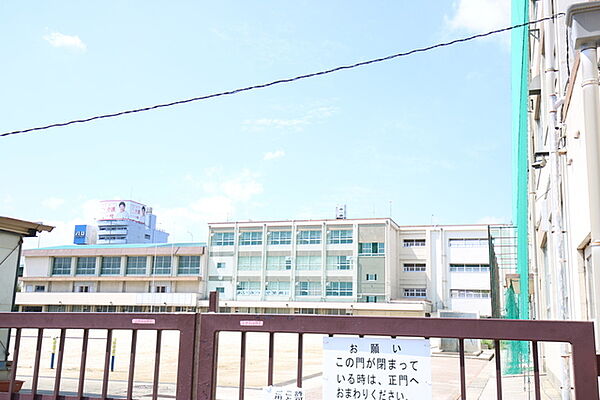 画像10:名古屋市立城北小学校