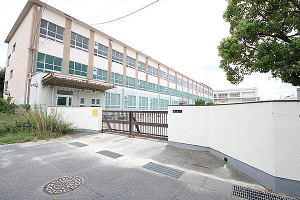 画像15:名古屋市立楠中学校