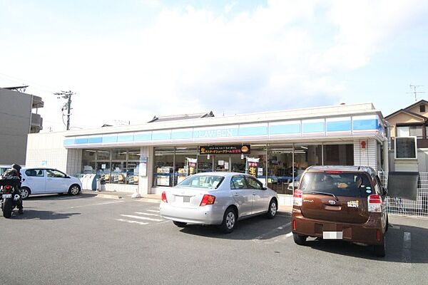 画像13:ローソン　中川戸田三丁目店