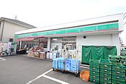ローソンストア100　中川中郷店