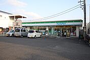 ファミリーマート　守山千代田店
