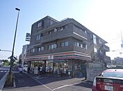 セブンイレブン 221m