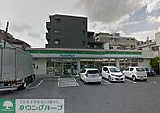 ファミリーマート高野台二丁目店 徒歩7分。コンビニ 560m