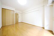 ★洋室広々！8帖です★