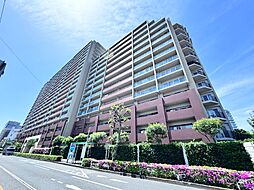 【外観】地上20階建・総戸数422戸の大規模レジデンス。「キッズゾーン」や「マザーラウンジ」などの共用施設があり、子育て世帯に配慮した設計です♪