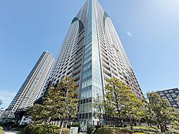 総戸数2794戸を誇るウォーターフロントのタワーレジデンス