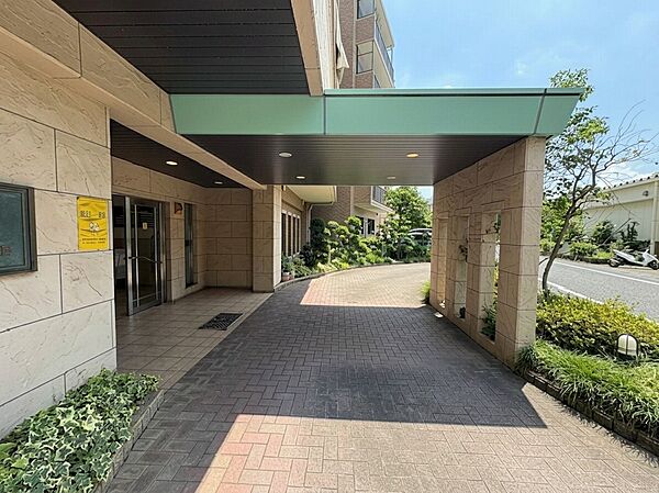 エントランスを拡大表示