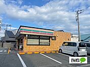 コンビニ「セブンイレブン富士市横割店まで451m」