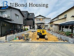大型商業施設まで徒歩圏で生活便利　二見町西二見第16　新築戸建