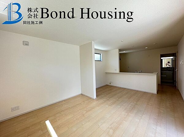 リビング/ダイニングを拡大表示