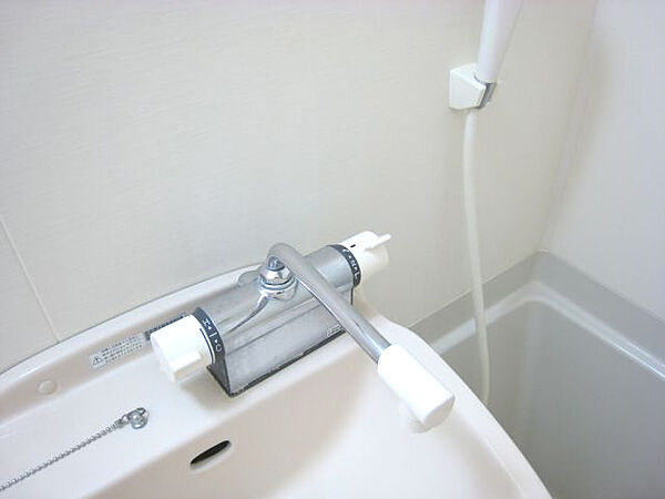 画像19:混合水栓（浴室・キッチン）