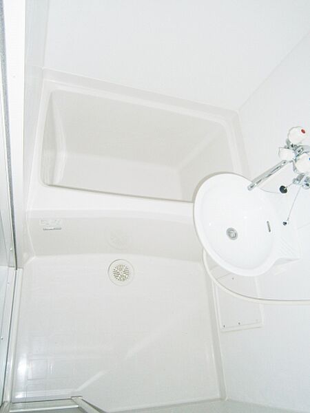 画像8:同タイプ・浴室換気乾燥機付き