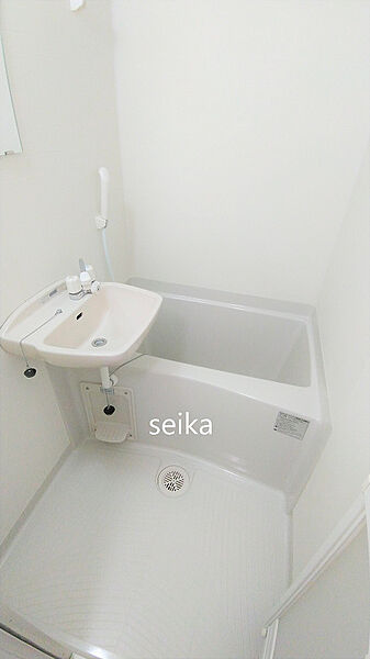 画像9:浴室換気乾燥機付　同タイプ室内