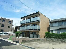 レオパレスターク  ｜ 兵庫県尼崎市南武庫之荘3丁目（賃貸アパート1K・3階・23.18㎡） その1