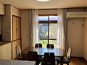 キッチンに続くダイニングです。キッチン・ダイニング・リビングと仕切ることもでき使いやすいLDKの間取りです。