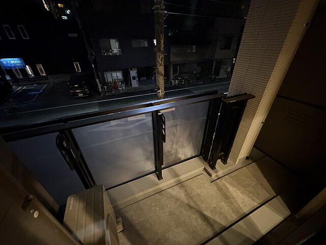 バルコニー