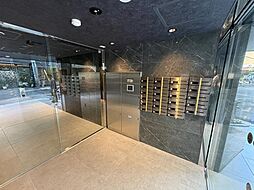 15 / 22