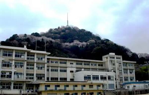 画像10:広島市立仁保中学校