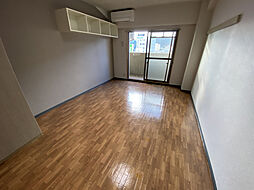 JR山陽本線 横川駅 徒歩3分の賃貸マンション 9階1Kのリビング/ダイニング