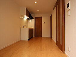 JR可部線 古市橋駅 徒歩8分の賃貸アパート 3階1DKのリビング/ダイニング