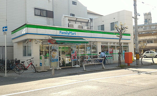 画像29:【コンビニエンスストア】ファミリーマート 川端寺内町店まで430ｍ