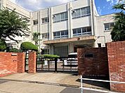 【名古屋市立六郷北小学校】「自ら学び、心豊かで、たくましい、活力ある六郷北小学校」をグランドデザインに掲げています。 140m