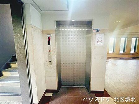 エレベータ