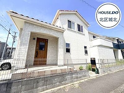 外観:丸ノ内駅徒歩6分!角地に建つ2015年築の4LDK+S。駐車2台可能なゆとりある住まいです。 外観:丸ノ内駅徒歩6分!角地に建つ2015年築の4LDK+S。駐車2台可能なゆとりある住まいです。