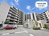 外観：存在感のある堂々とした佇まいのマンション外観。街並みに映える、重厚感のある大規模マンションです。