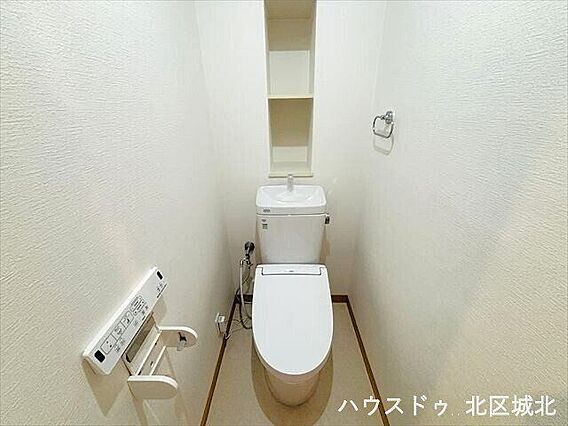 収納棚がついて...