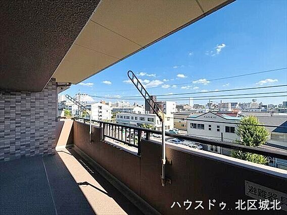 南向きバルコニ...