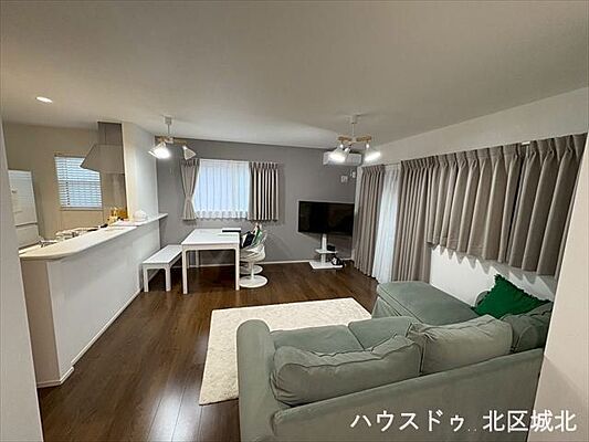 リビング/ダイニング 北区上飯田東町2丁目 中古一戸建て